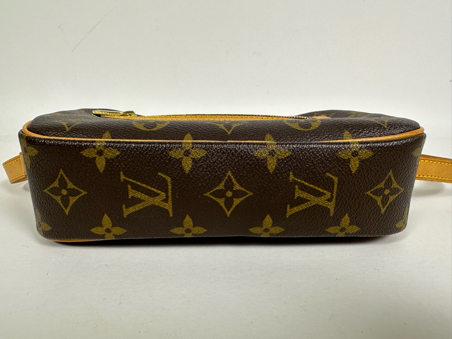 Louis Vuitton Monogram Canvas Pochette Cite Shoulder Bag 8.5W X 5.5D X 2.5H [Photo 8]