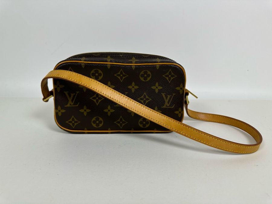 Louis Vuitton Monogram Canvas Pochette Cite Shoulder Bag 8.5W X 5.5D X 2.5H [Photo 6]