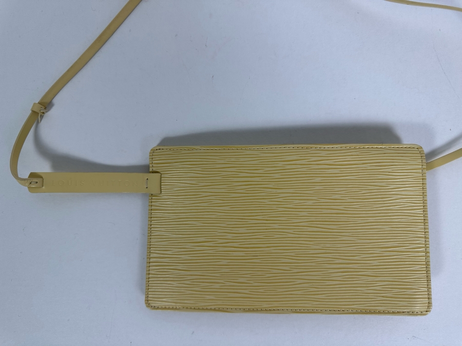 Louis Vuitton Yellow Epi Leather Belt Bag 8W X 5H [Photo 4]