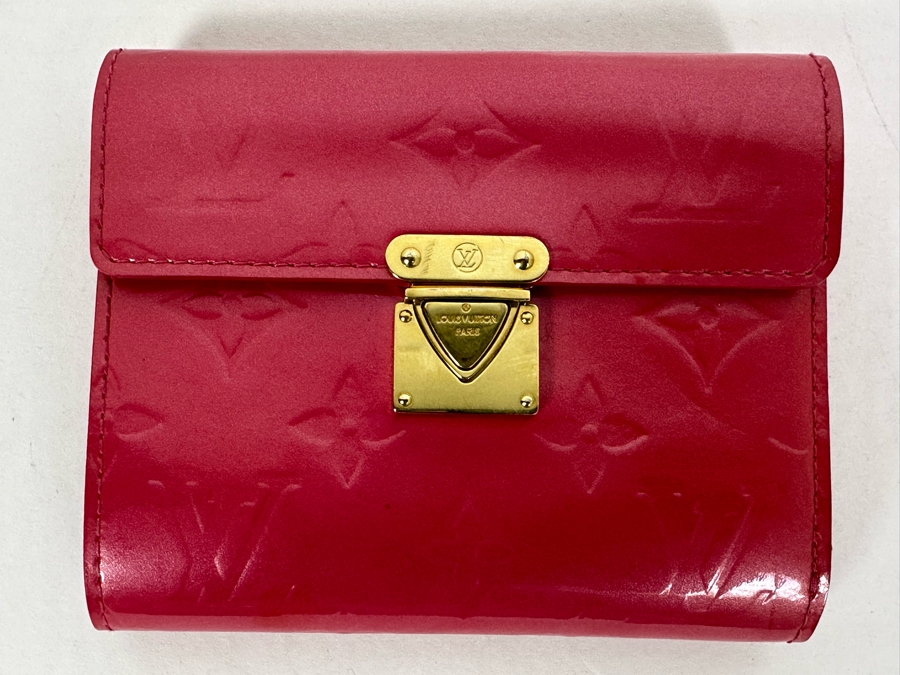 Louis Vuitton Red Vernis Patnet Leather Wallet 4.25W X 5H [Photo 3]