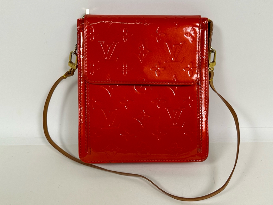 Louis Vuitton Red Vernis Monogram Pochette Mott Handbag 6.5W X 7.5H [Photo 4]