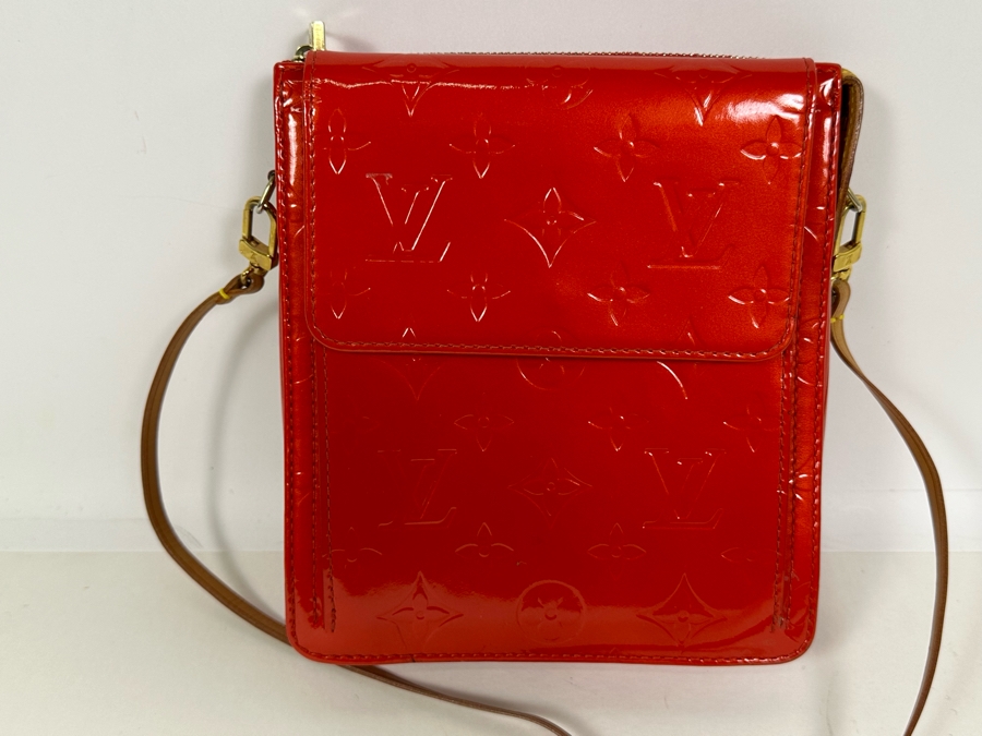 Louis Vuitton Red Vernis Monogram Pochette Mott Handbag 6.5W X 7.5H [Photo 5]