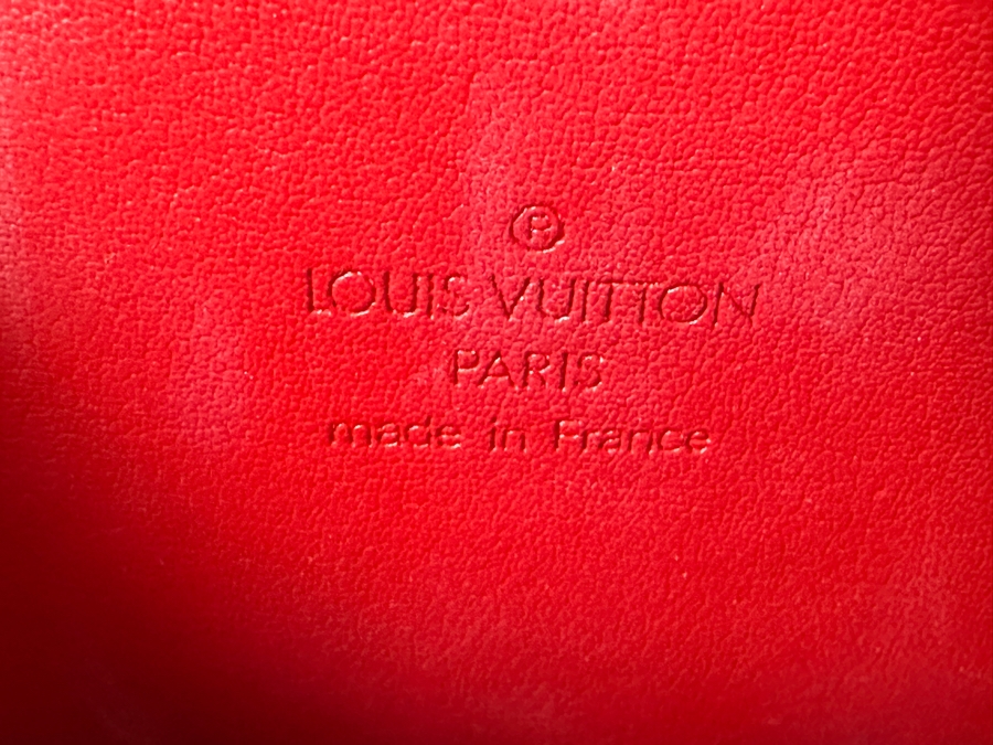 Louis Vuitton Red Vernis Monogram Pochette Mott Handbag 6.5W X 7.5H [Photo 9]