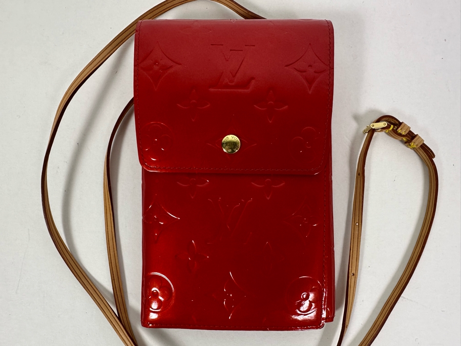 Louis Vuitton Vernis Monogram Walker Shoulder Wallet Handbag Red 4.25 X 7 [Photo 4]