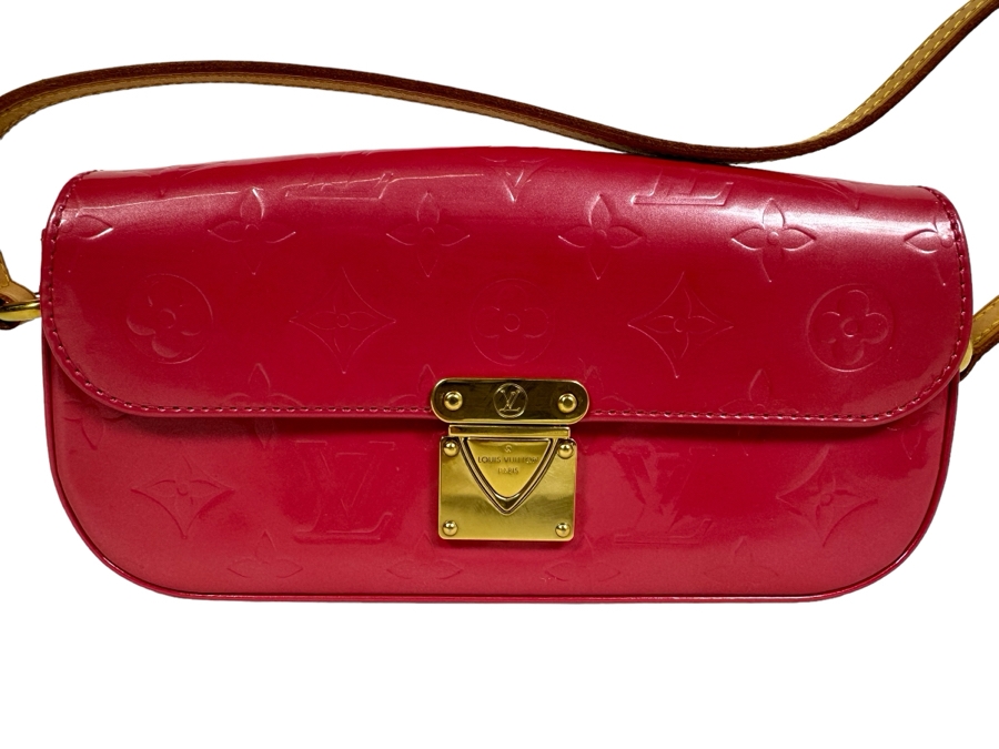 Louis Vuitton Malibu Street Patent Leather Pink Shoulder Handbag 9W X 4D X 2H