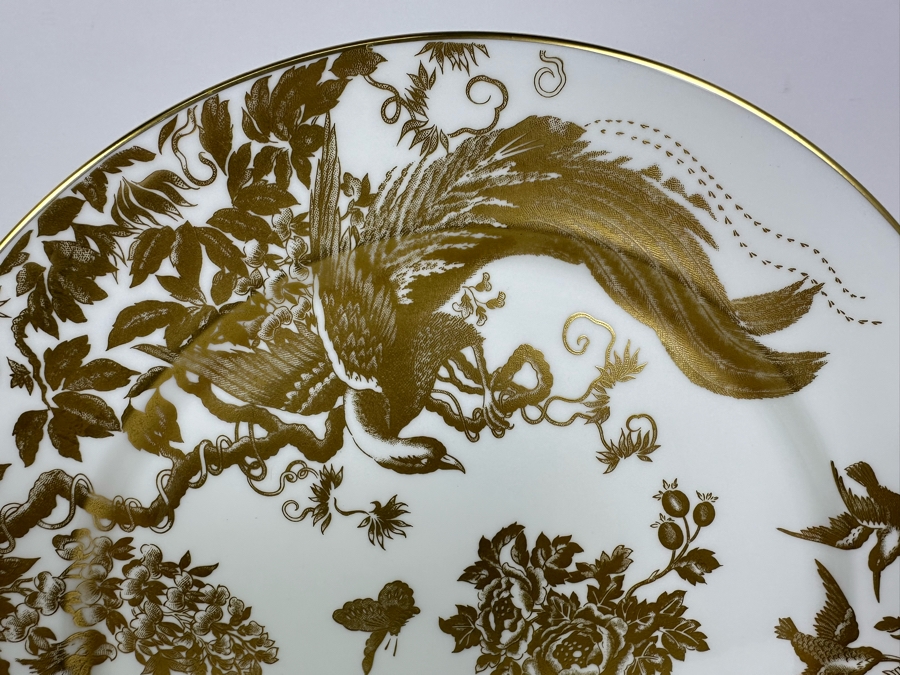 Royal Crown Derby English Bone China Aves Gold China - 36 Pieces - Cup Saucers Shown In Separate Photo [Photo 7]