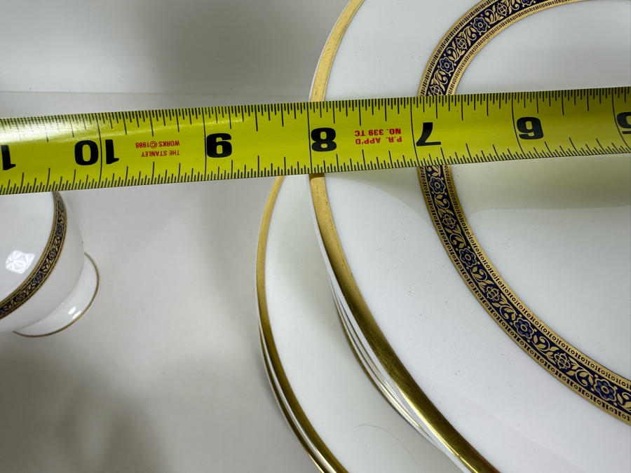 Royal Doulton English Fine Bone China Harlow H 5034 China Approximately 50 Pieces [Photo 12]