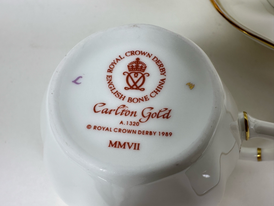 Royal Crown Derby English Bone China Carlton Gold A.1320 China 60 Pieces [Photo 8]