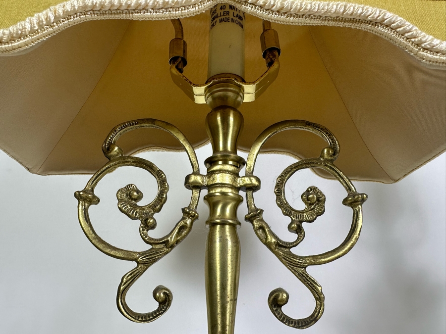 Pair Of Table Lamps 34H [Photo 9]