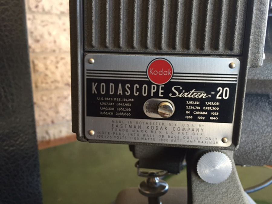 Kodak Film Projector Kodascope Model EE [Photo 10]