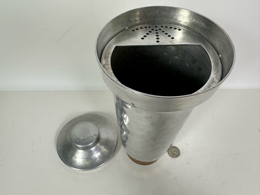 Vintage Art Deco Leumas Aluminum Cocktail Shaker 12H [Photo 5]