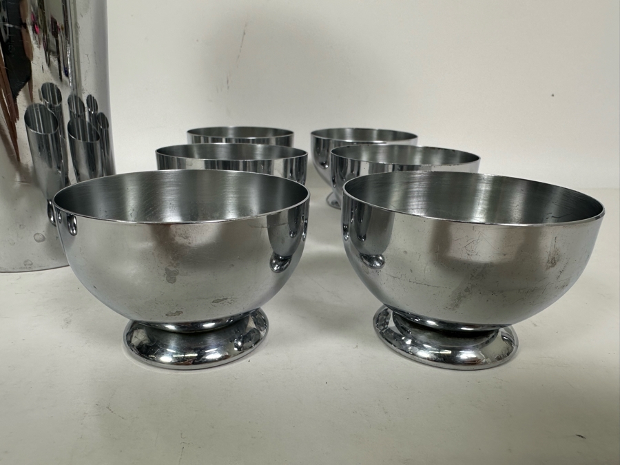 Rare Vintage Art Deco Machine Age Cocktail Mixer By Chase 9H With Spoon And Twelve Chase Footed Barware Cups 2.75W X 2H [Photo 6]
