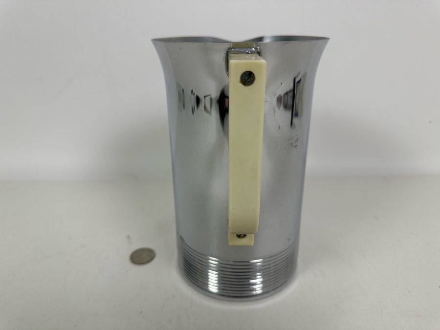 Vintage Art Deco Machine Age Pitcher With Bakelite Handle By Chase 8H [Photo 7]