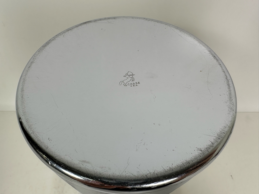 Vintage Art Deco Machine Age Pitcher With Bakelite Handle By Chase 8H [Photo 9]