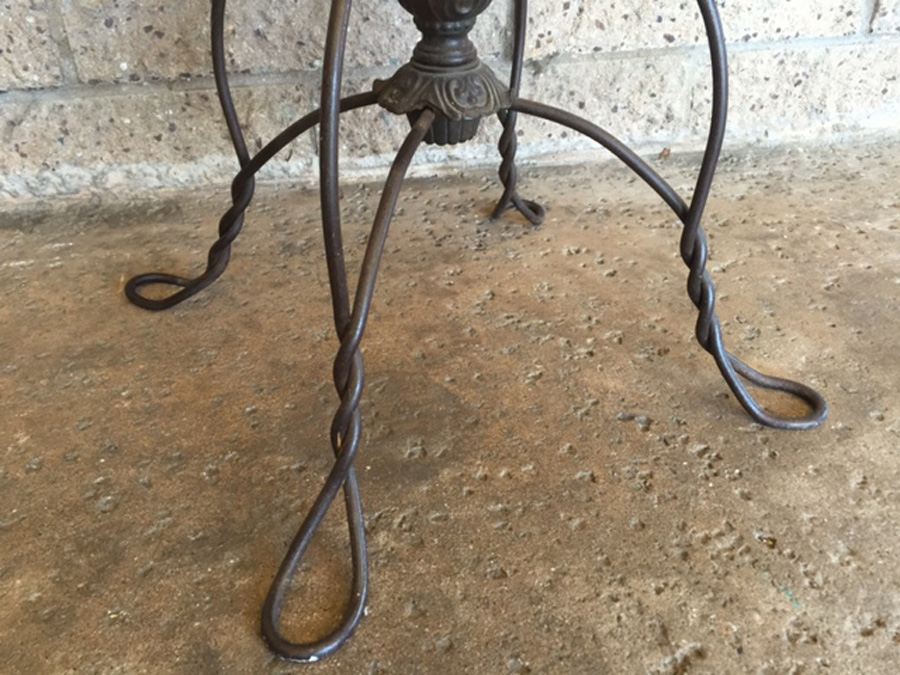 Vintage Swivel Stool with Twisted Black Wrought Iron [Photo 4]