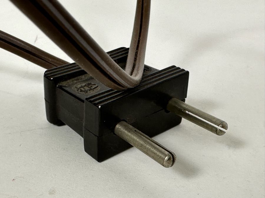 Vintage Art Deco Blue Glass And Metal Table Clock With European 220V Plug Untested 6.5W X 7.5H [Photo 7]