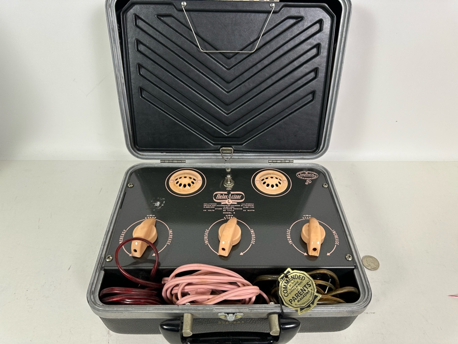 New Old Stock Relax Acizor Hollywood California Beauty Equipment Model 5 11.5W X 8D X 7H Untested [Photo 2]