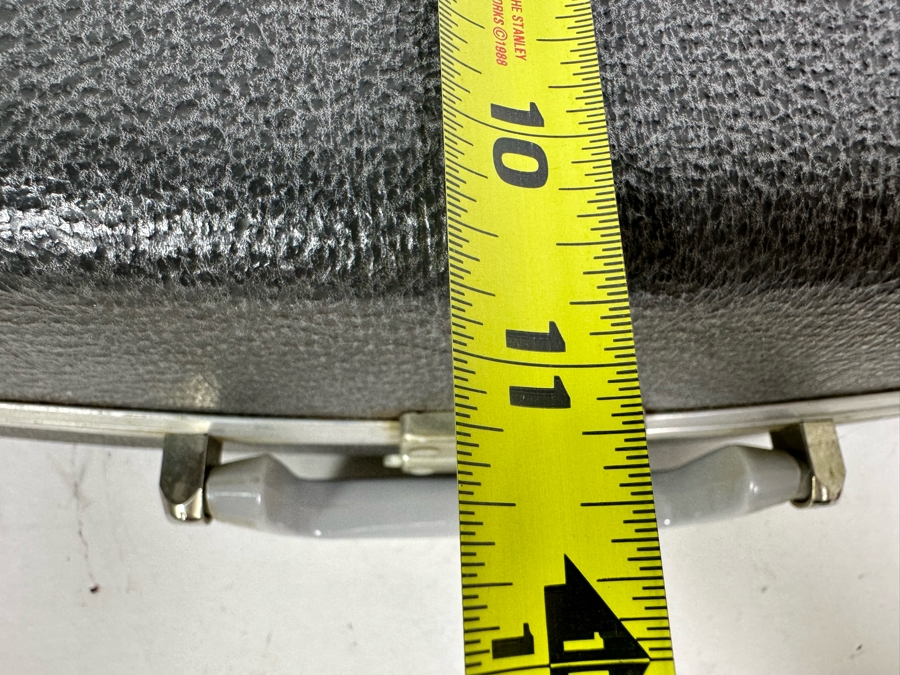 New Old Stock Relax Acizor Hollywood California Beauty Equipment Elite Model 25 14W X 11D X 5H Untested [Photo 9]