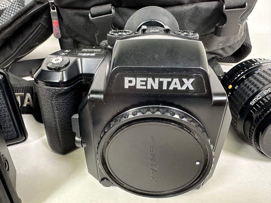 PENTAX 645N Film Camera With Accessories And Camera Bag [Photo 9]