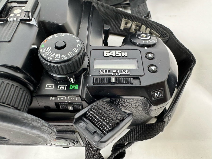 PENTAX 645N Film Camera With Accessories And Camera Bag [Photo 13]