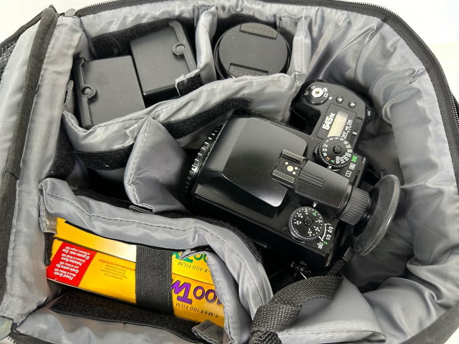 PENTAX 645N Film Camera With Accessories And Camera Bag [Photo 5]