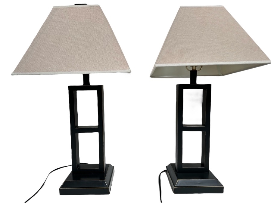 Just Added - Pair Of Modern Black Metal With Gold Accents Table Lamps 28H