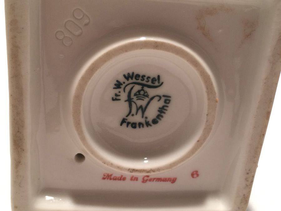 Frankenthal Wessel Figurine [Photo 13]