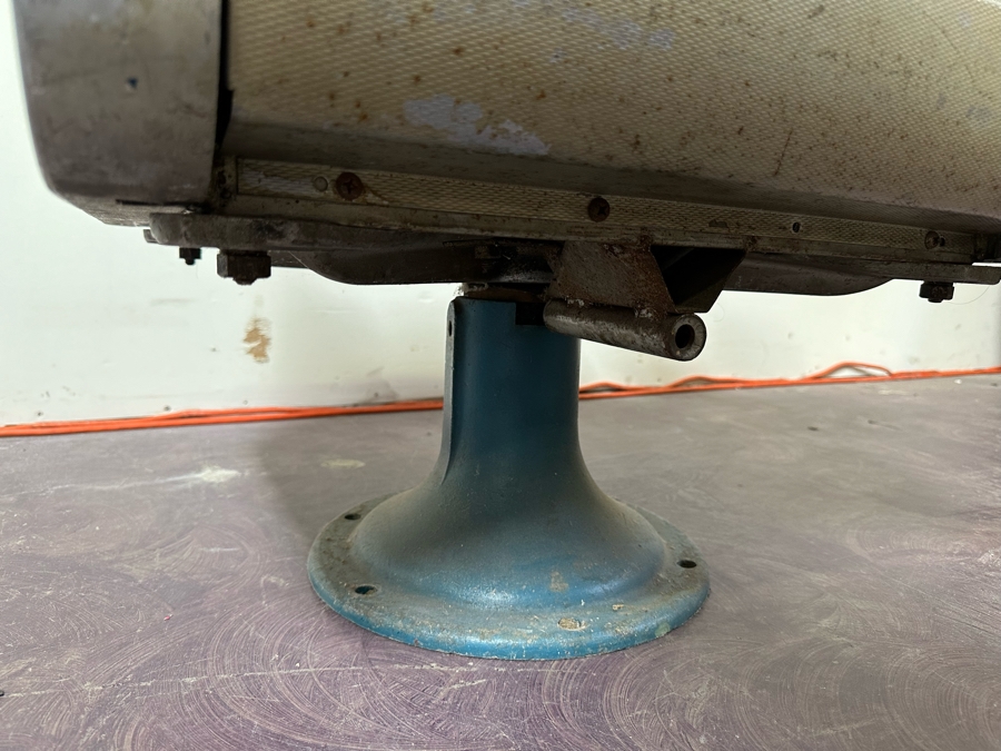 Vintage Art Deco Twin Cities Hiawatha Train Observation Reclining Swivel Chair 23W X 26D X 43H [Photo 15]