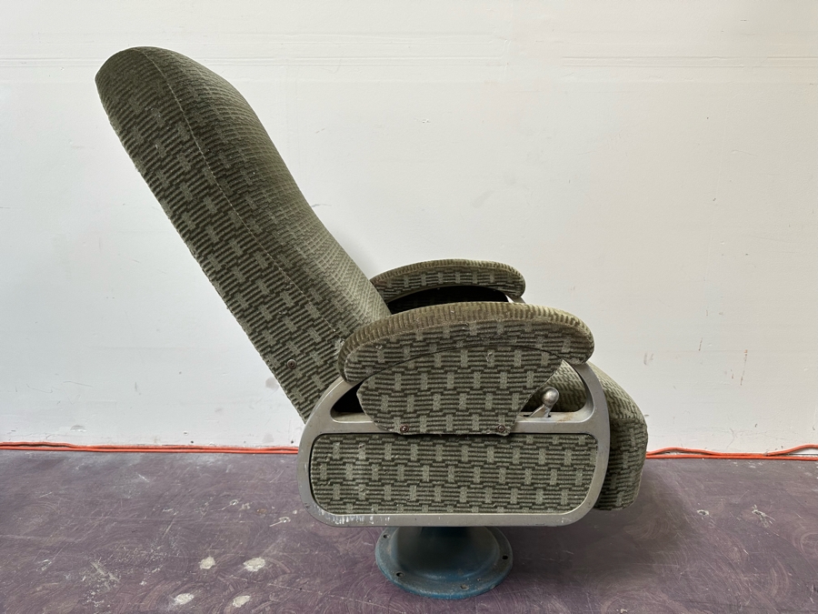 Vintage Art Deco Twin Cities Hiawatha Train Observation Reclining Swivel Chair 23W X 26D X 43H [Photo 17]