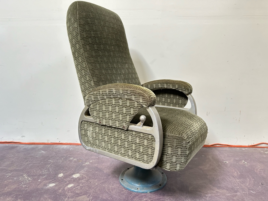 Vintage Art Deco Twin Cities Hiawatha Train Observation Reclining Swivel Chair 23W X 26D X 43H [Photo 5]