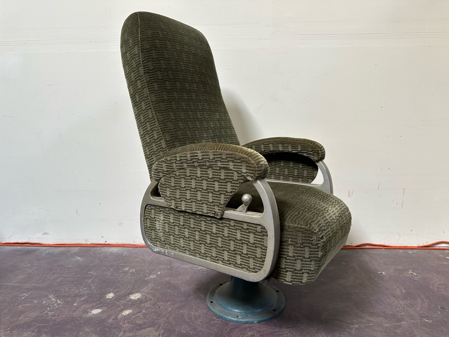 Vintage Art Deco Twin Cities Hiawatha Train Observation Reclining Swivel Chair 23W X 26D X 43H [Photo 3]