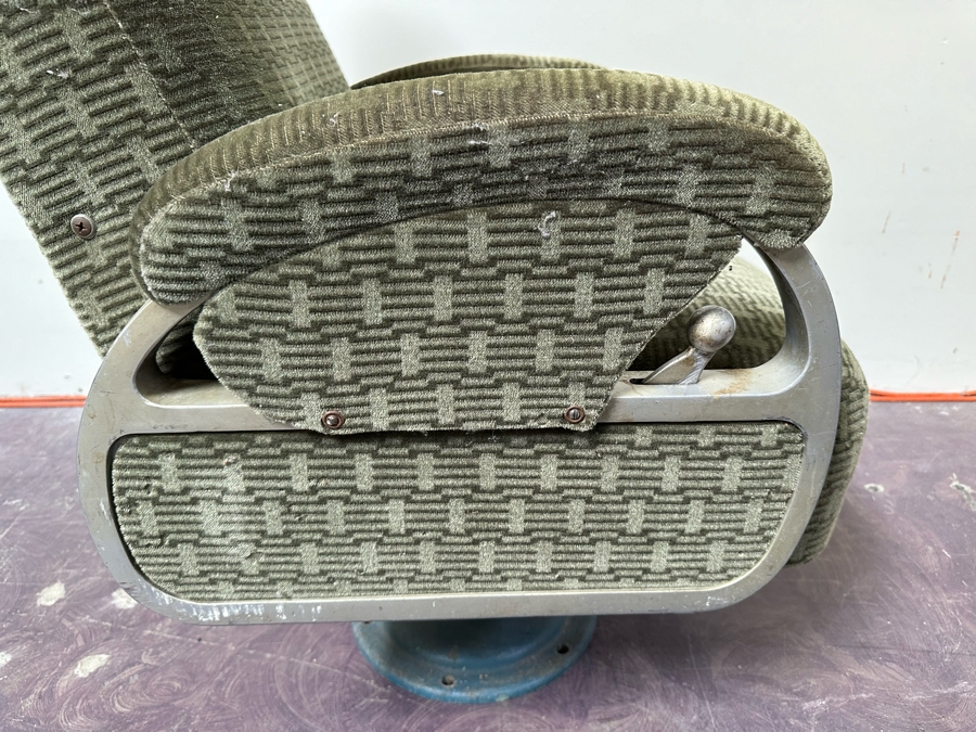 Vintage Art Deco Twin Cities Hiawatha Train Observation Reclining Swivel Chair 23W X 26D X 43H [Photo 8]