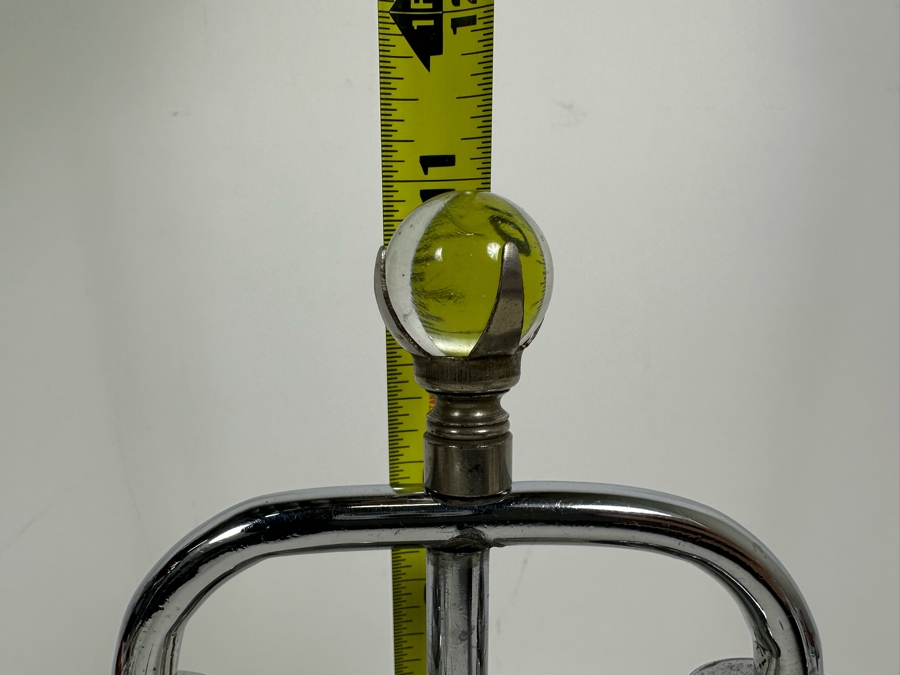 Vintage Art Deco Chrome And Glass Table Lamp 8.5W X 5D X 11H [Photo 15]