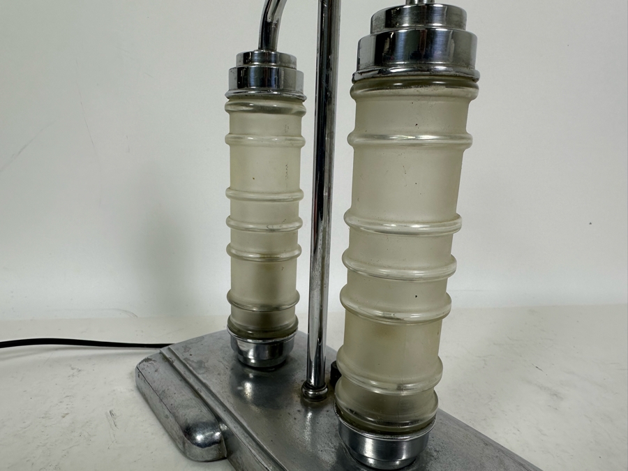 Vintage Art Deco Chrome And Glass Table Lamp 8.5W X 5D X 11H [Photo 11]