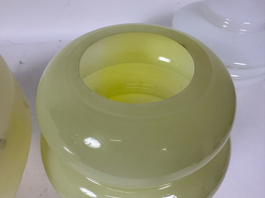 Four Art Deco Glass Light Fixture Shades 7H - 9H [Photo 12]