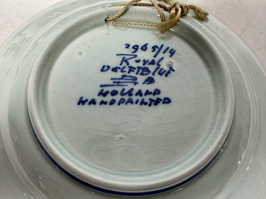 Collection Of Delft Blue Hand Painted Pieces Including Clock (Clock Starts But Eventually Stops) - See Photos [Photo 14]