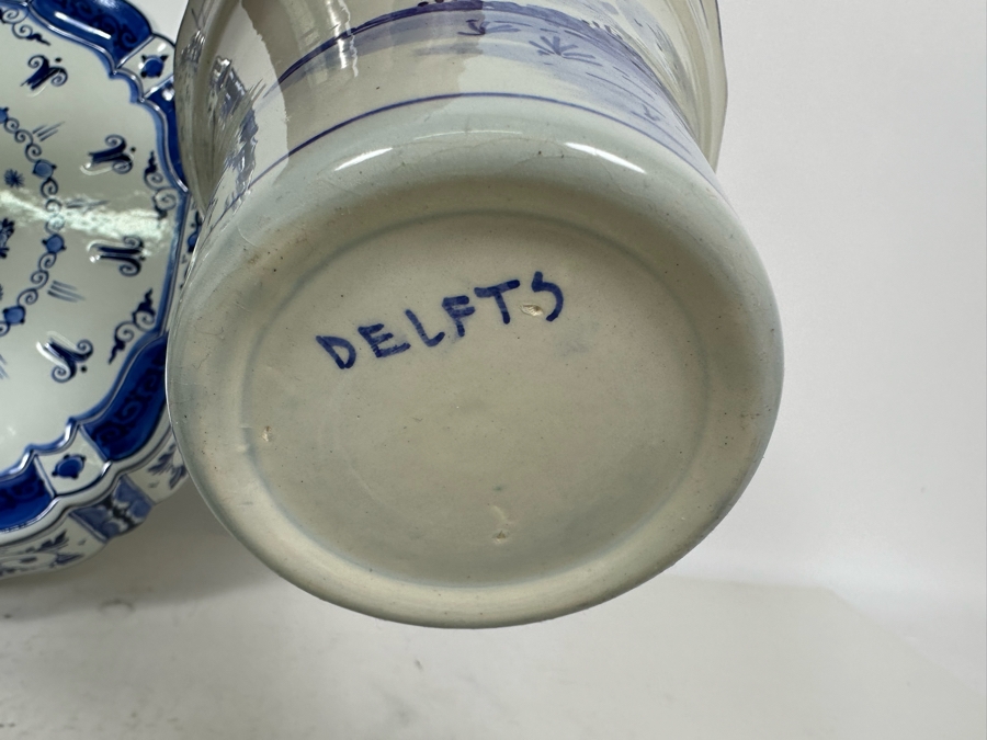 Collection Of Delft Blue Hand Painted Pieces Including Clock (Clock Starts But Eventually Stops) - See Photos [Photo 19]