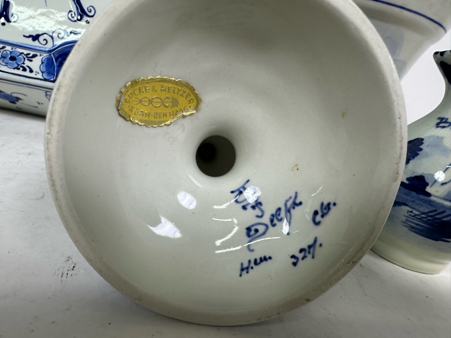 Collection Of Delft Blue Hand Painted Pieces Including Clock (Clock Starts But Eventually Stops) - See Photos [Photo 16]