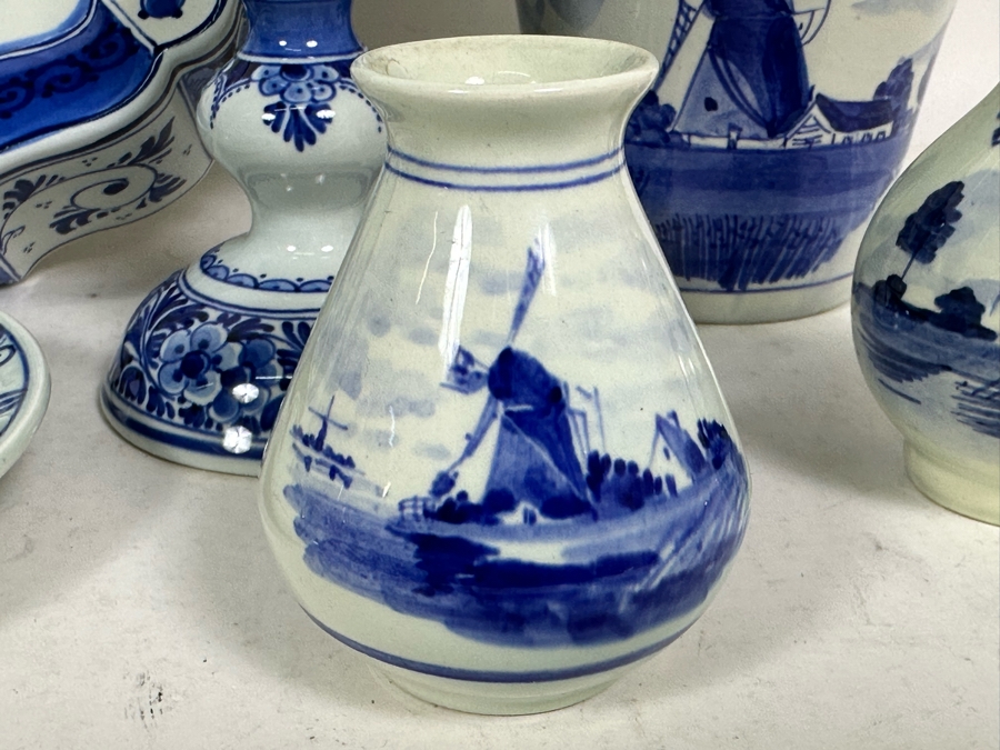 Collection Of Delft Blue Hand Painted Pieces Including Clock (Clock Starts But Eventually Stops) - See Photos [Photo 4]