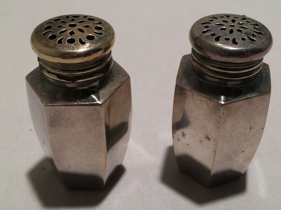 Silver Salt & Pepper Shakers [Photo 8]