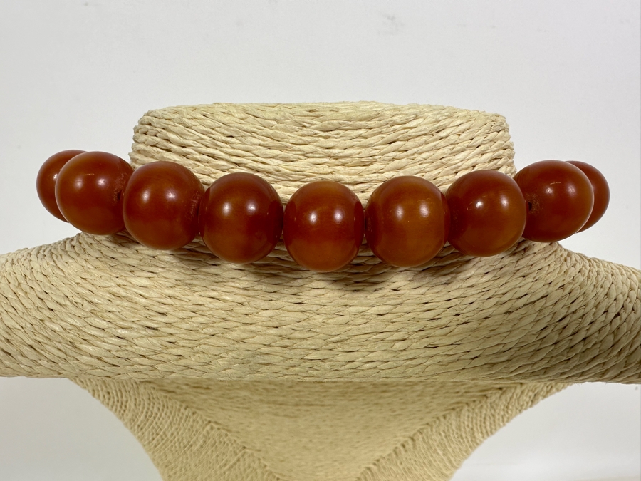 Vintage Bakelite Prayer Beads 20' Necklace Estimate $500 [Photo 7]
