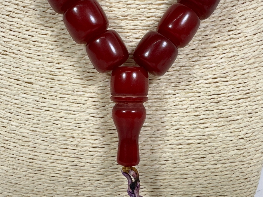 Vintage Bakelite Prayer Beads 20' Necklace Estimate $750 [Photo 3]