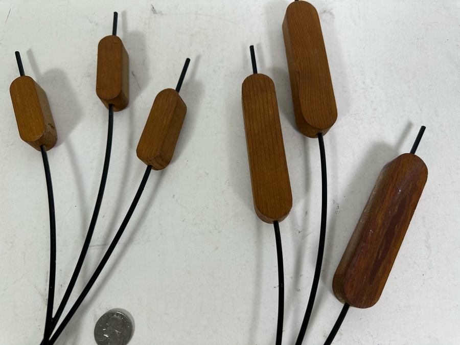 Pair Of Mid-Century Metal And Wood Cattail Wall Artwork 21L [Photo 4]