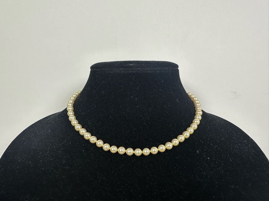 Majorica Faux Pearl 16' Necklace With Sterling Silver Clasp [Photo 2]