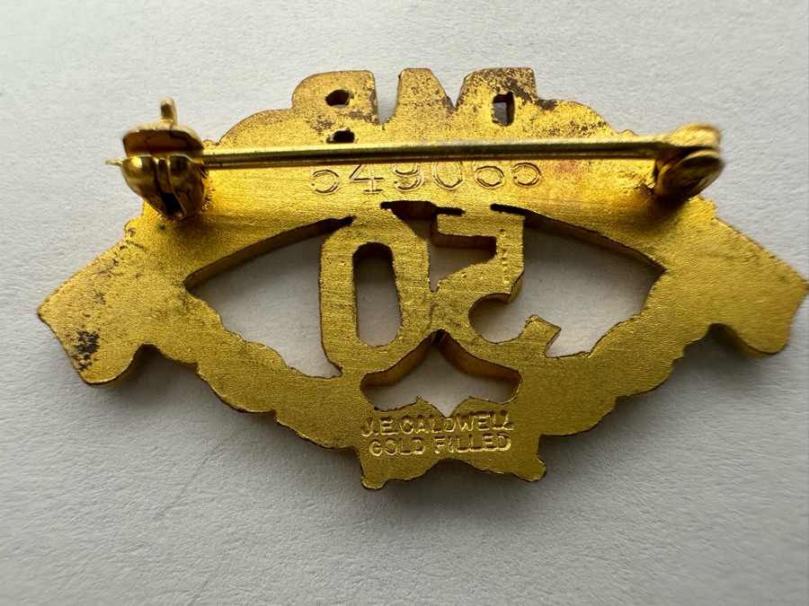 Vintage Daughters Of The American Revolution Gold-Filled Medal And Pin Brooch [Photo 9]