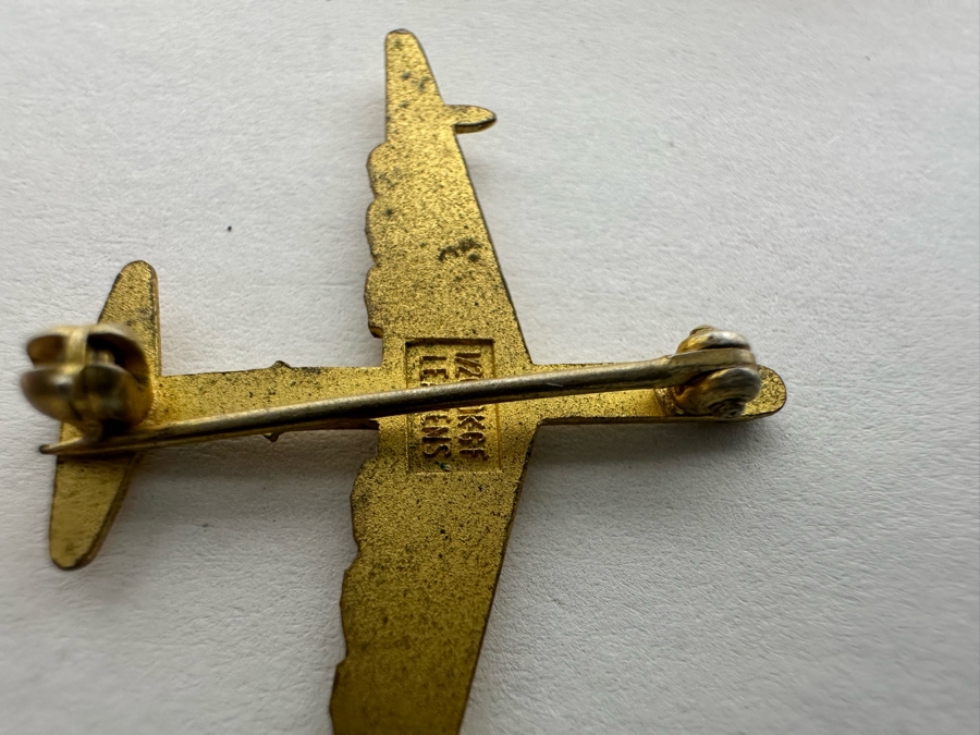 Vintage Gold-Filled General Dynamics 30 Year Employee Pin / Pendant, Gold-Filled General Dynamics 15 Year Employee Tie Clip And Gold-Filled Aerospace Pin [Photo 8]