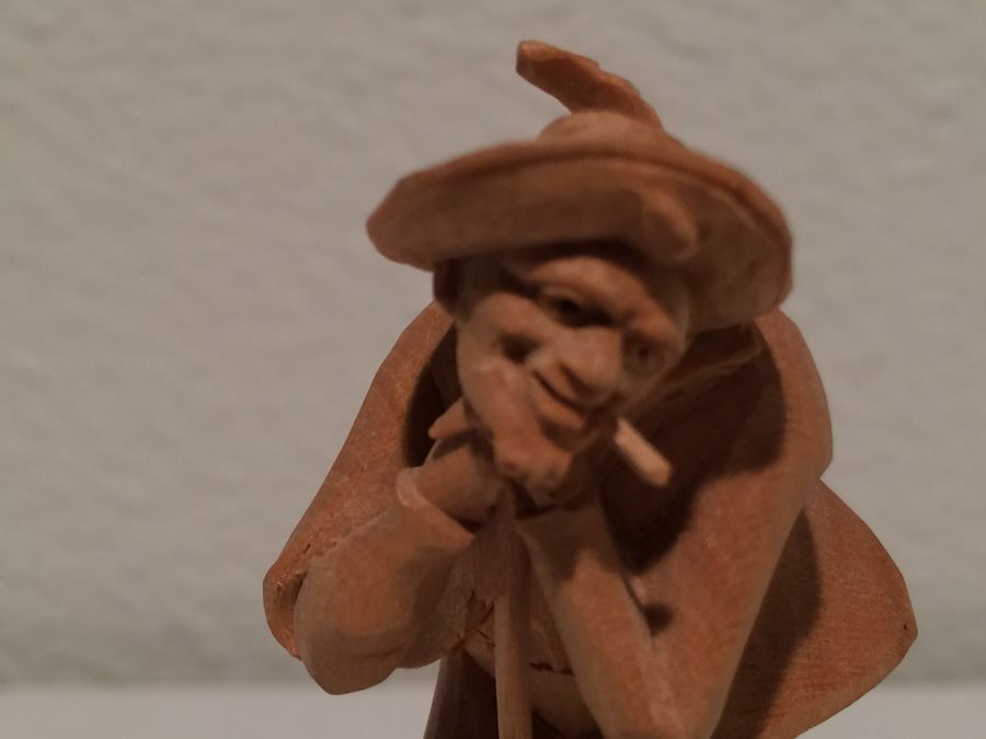 Intricately Carved Man Wine Stopper [Photo 3]