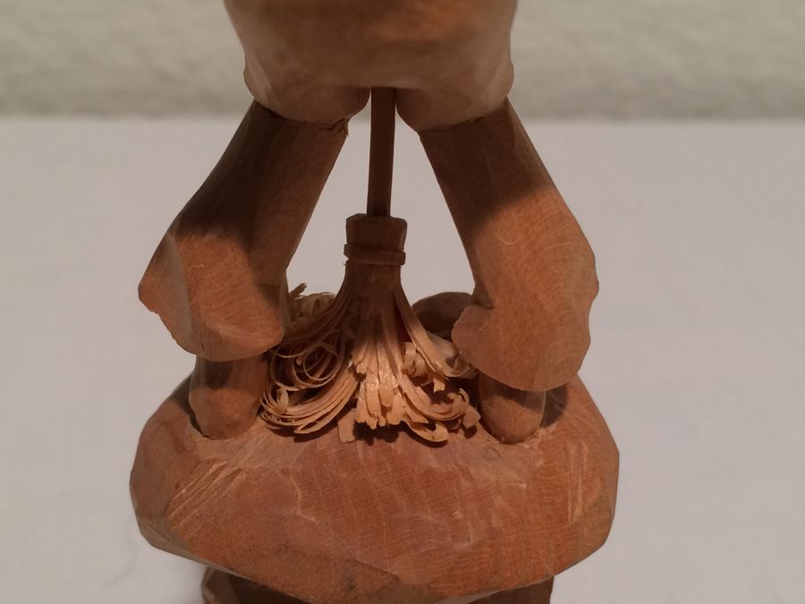 Intricately Carved Man Wine Stopper [Photo 12]