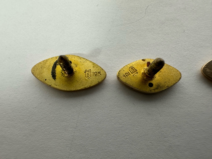 (4) Vintage 10K Gold General Dynamics 15 / 10 Year Employee Pins Screwbacks, (1) 10K Gold General Dynamics 20 Year Employee Pendant And (1) 10K Gold 5 Year Rohr Aircraft Employee Pin - 8.9g Total 10K Gold Weight [Photo 9]