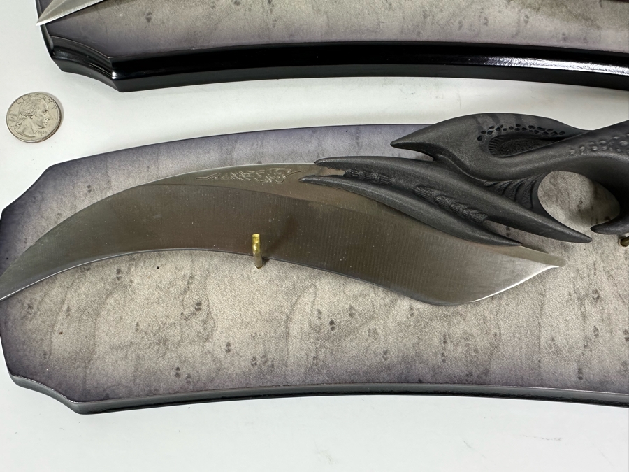 Pair Of United Cutlery Brands Fantasy Knives Poseidon's Blade 16L [Photo 4]